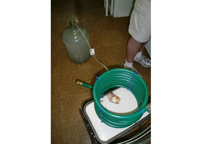 Sanitizing carboy